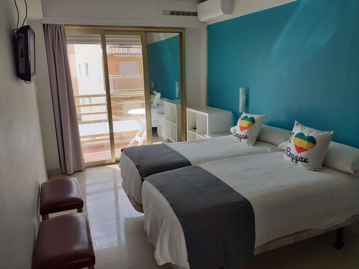Hotel Clibomar Jamaica ガンディア エクステリア 写真